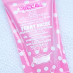 平時做<strong>美容</strong>護膚有用嗎？女生別錯過這重要步驟！